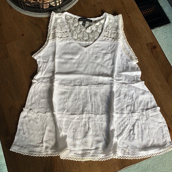 White Lace-Yoke Tiered Tank - Picture 3 of 6
